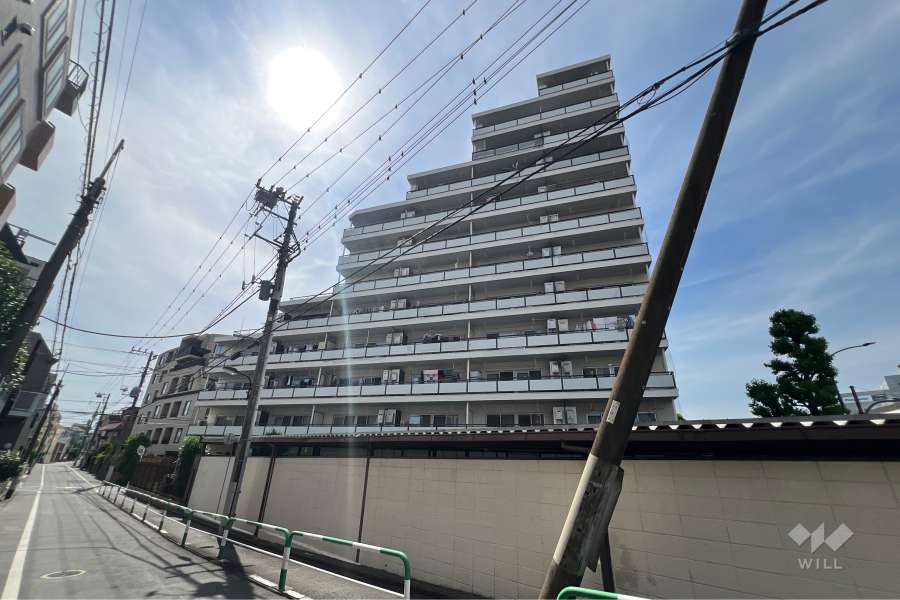 東建池袋要町マンションの外観（南東側から）