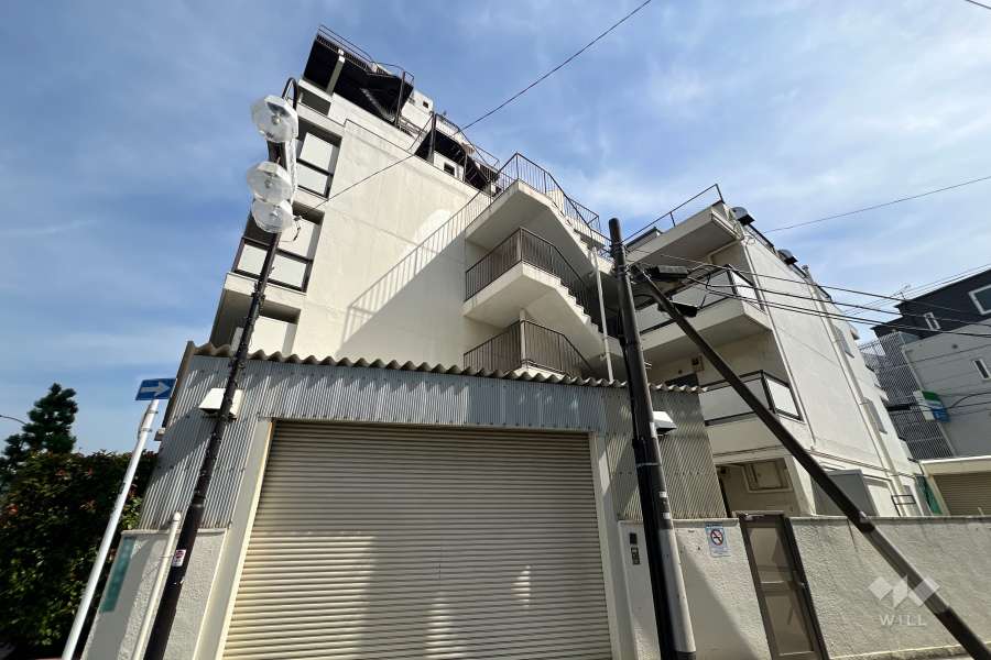 東建池袋要町マンションの外観（北西側から）
