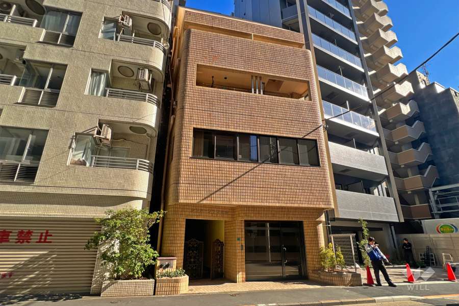 シルバープラザ池袋の外観（北西側から）