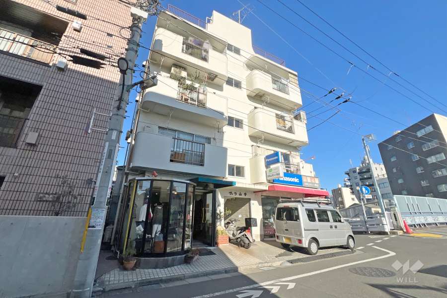 ヴィラ山手の外観（南西側から）