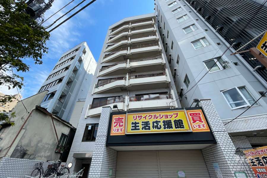 ストーク池袋の外観（南西側から）