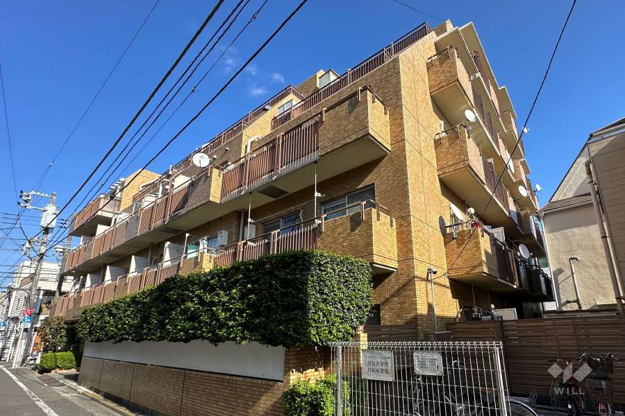 ライオンズマンション東長崎の外観（南西側から）