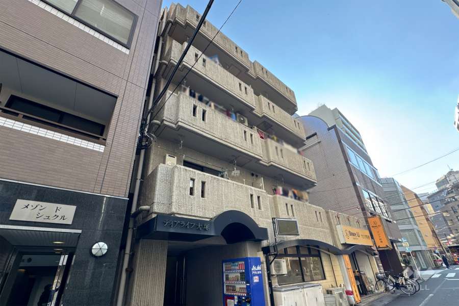 ディアライフ大塚の外観（北側から）