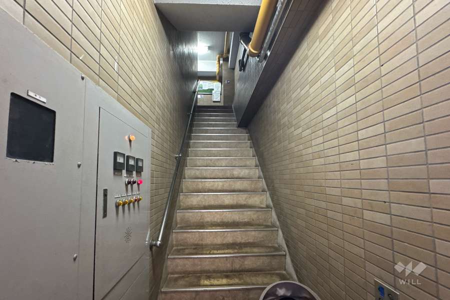 共用階段