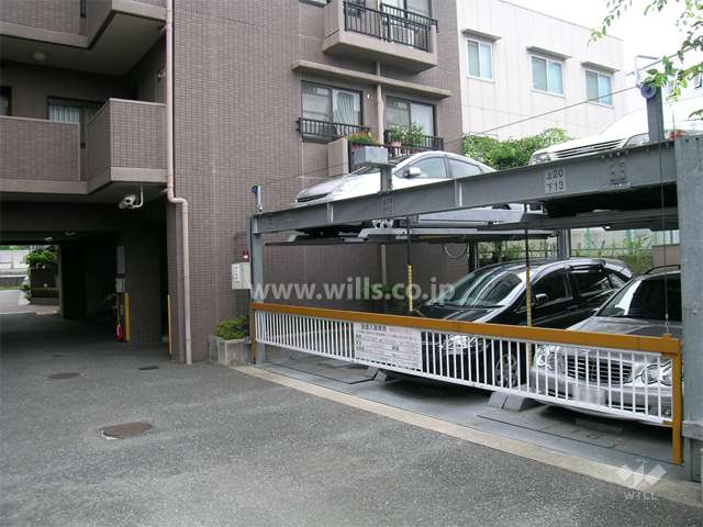 敷地内の駐車場