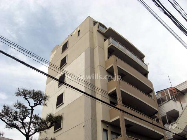 プレジール武庫之荘の外観（南西から）