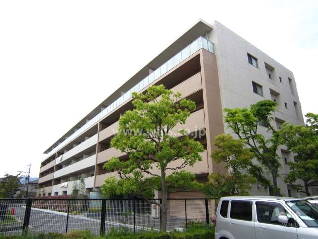 イニシア西宮北口の外観