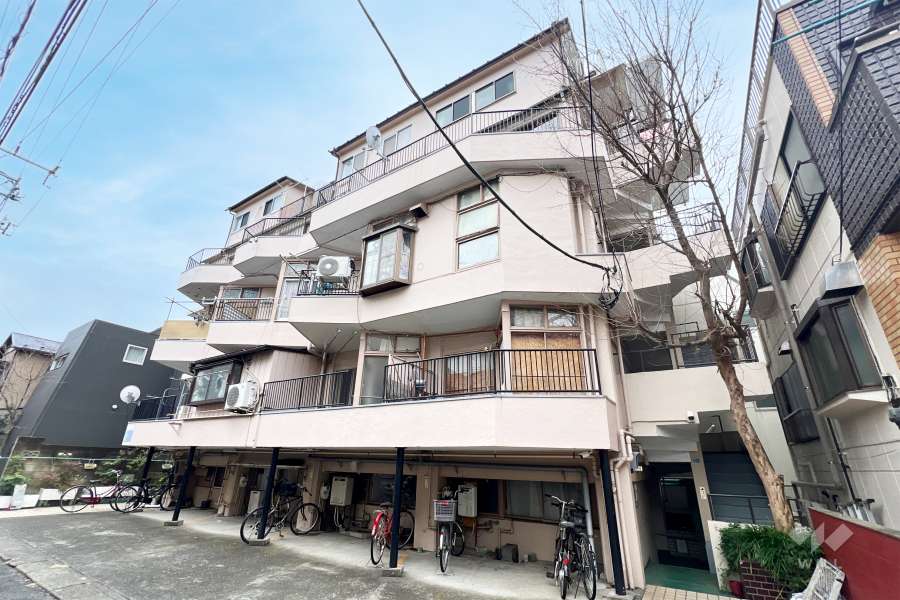 メゾン椎名町（南長崎3丁目）の外観（東側から）