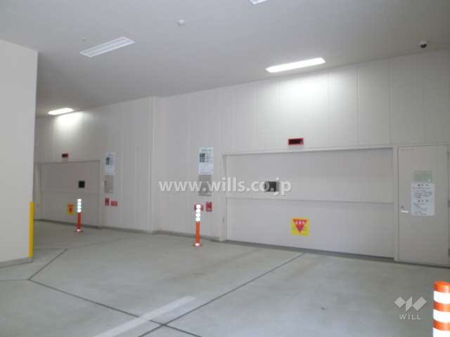 敷地内駐車場（機械式）