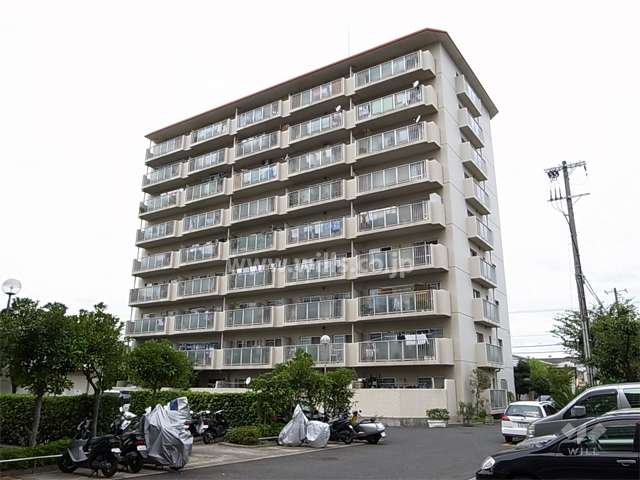 オリーブハイツ尼崎2号棟の外観（南東側から）