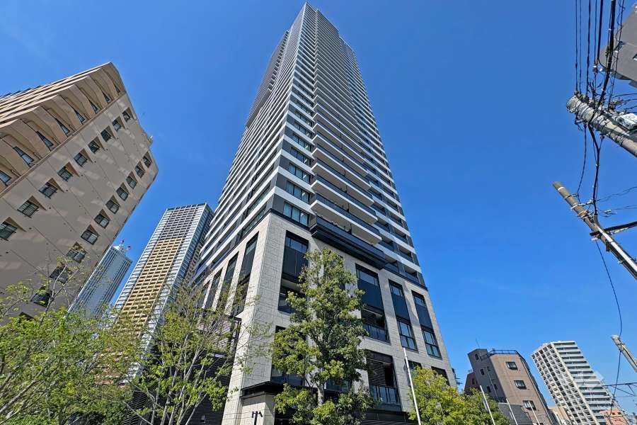 プラウドタワー東池袋ステーションアリーナ（南西側から）