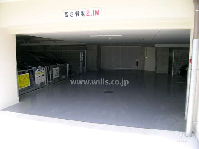 1階部分にある駐車場