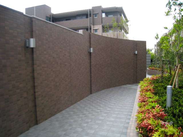 エントランスアプローチ