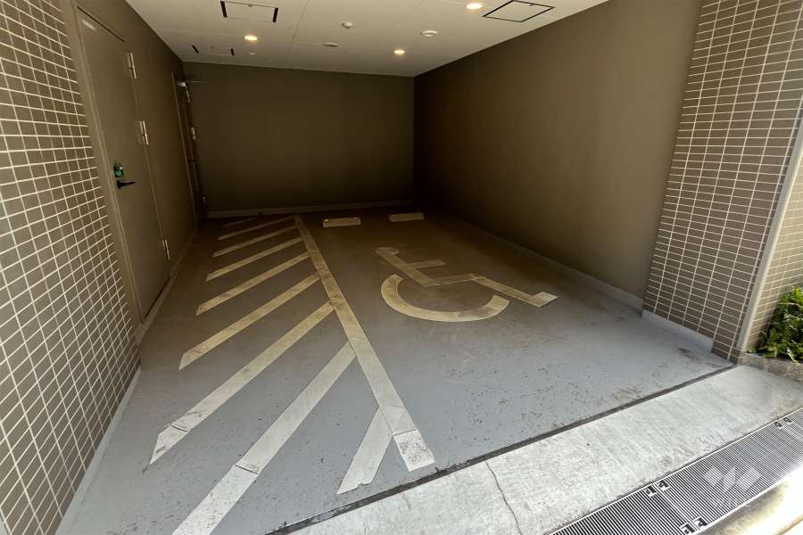 敷地内駐車場（屋内平面式）