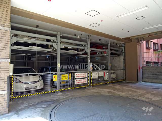 敷地内駐車場（屋内機械式）