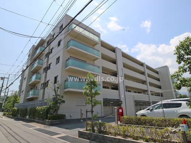 ライオンズ甲東園グランフォートの外観（北東側から）