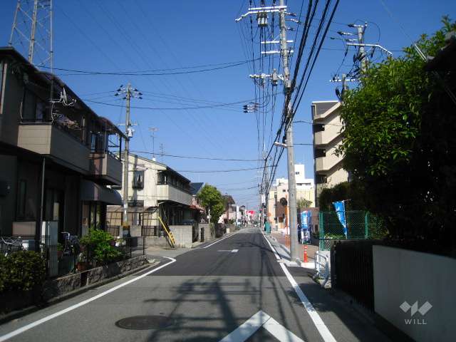 周辺の街並み。静かな住宅街です。