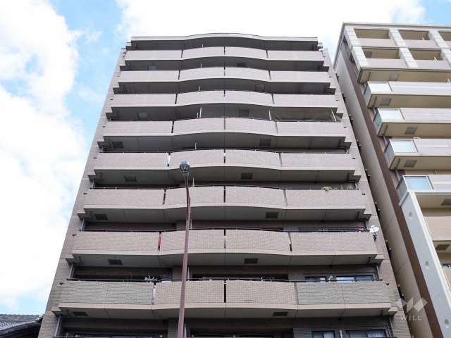 アンビエント茨木元町の外観(南側から)