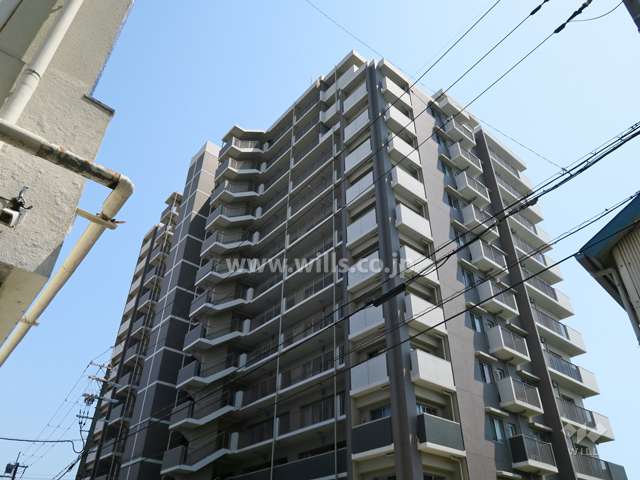 イトーピア茨木上穂積の外観(北西側から)