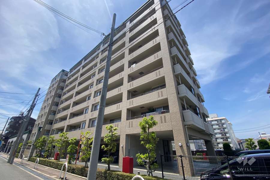 エルクレア茨木アーバンライフの外観（北東側から）