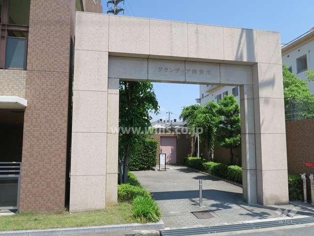 エントランスアプローチ