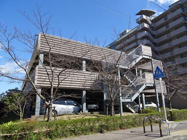 駐車場棟