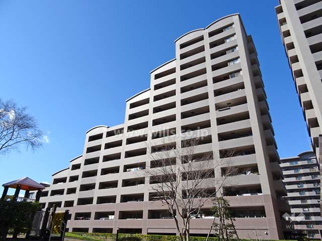 ジオ茨木学園町3番館の外観（南東側から）