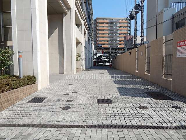 駐車場の出入り口