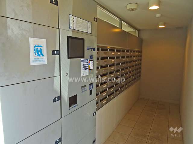 宅配ボックスと共用ポスト