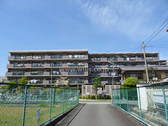 ステイツ茨木・奈良町の外観（南側から）
