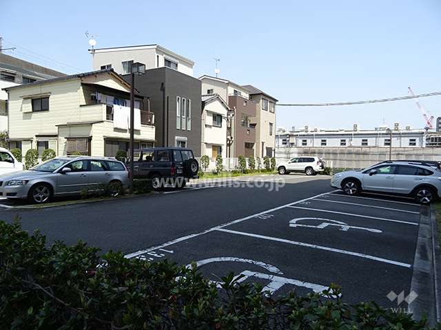 敷地内駐車場（屋外平面式）