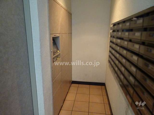 宅配ボックスと共用ポスト