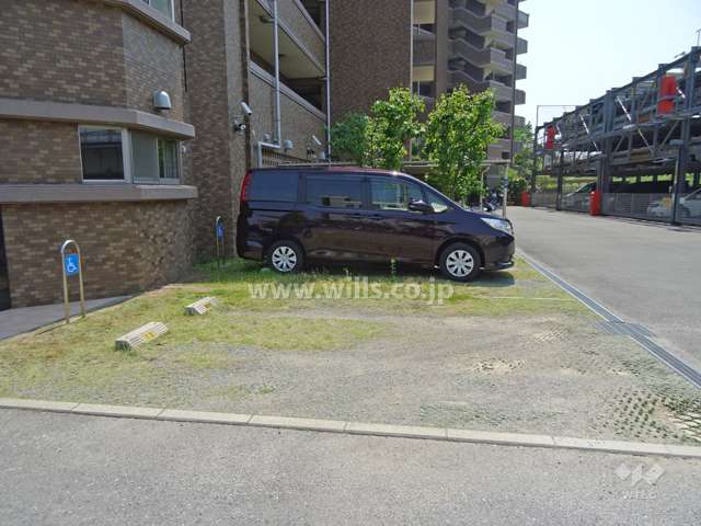 身障者用駐車場