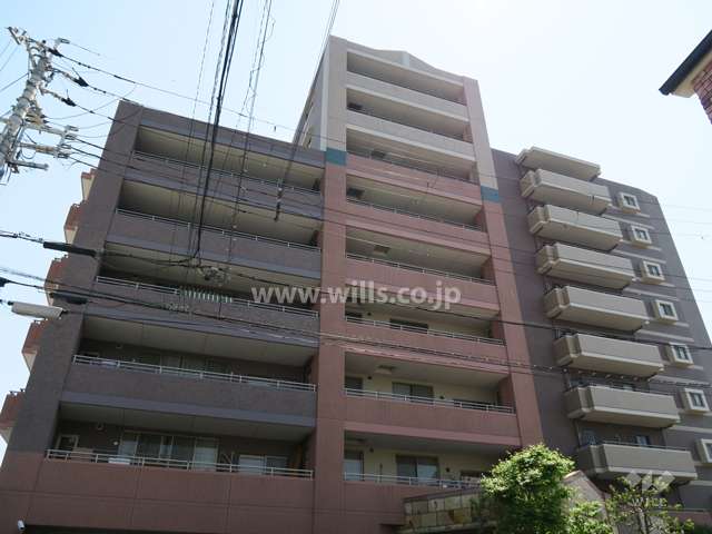 ダイパレス茨木の外観（北西側から）