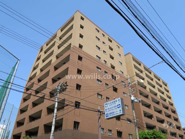 ディークラディア茨木春日の外観（南東側から）