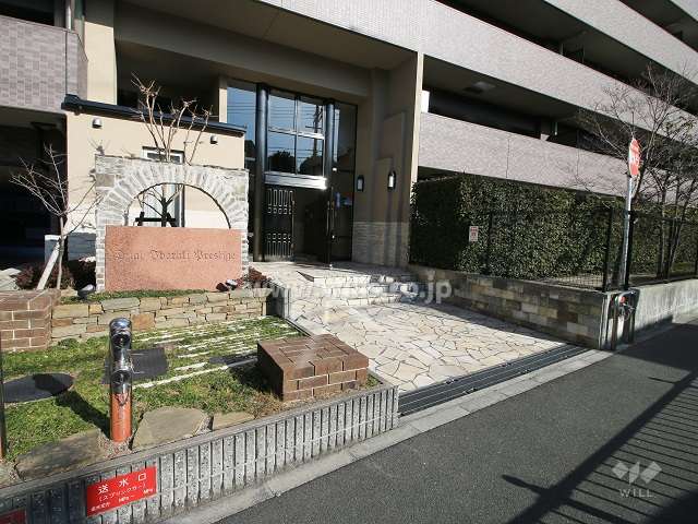 エントランスアプローチ