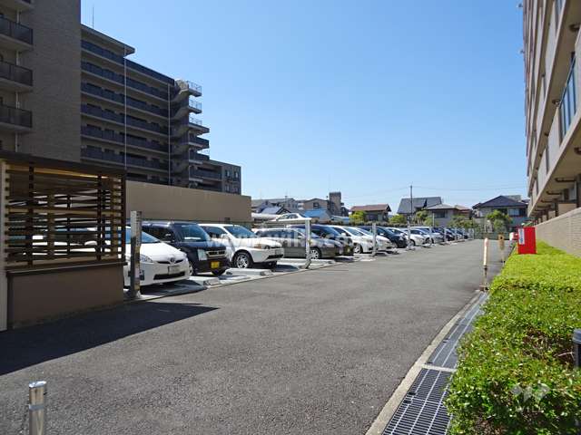 敷地内駐車場（屋外機械式）
