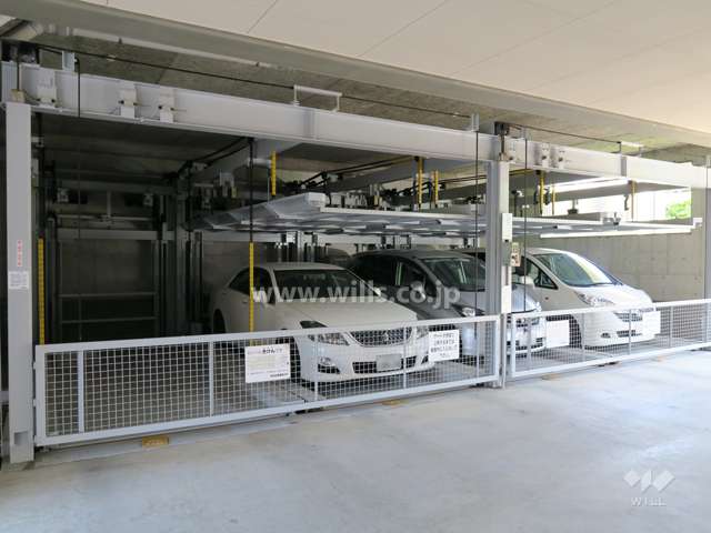 敷地内駐車場（屋内機械式）
