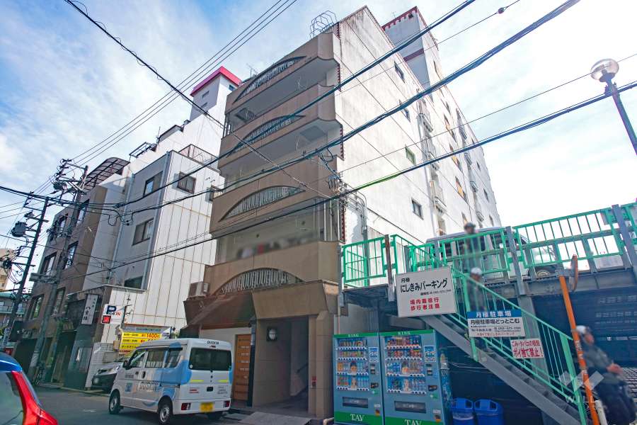 サンライフマンション矢場の外観（北西側から）