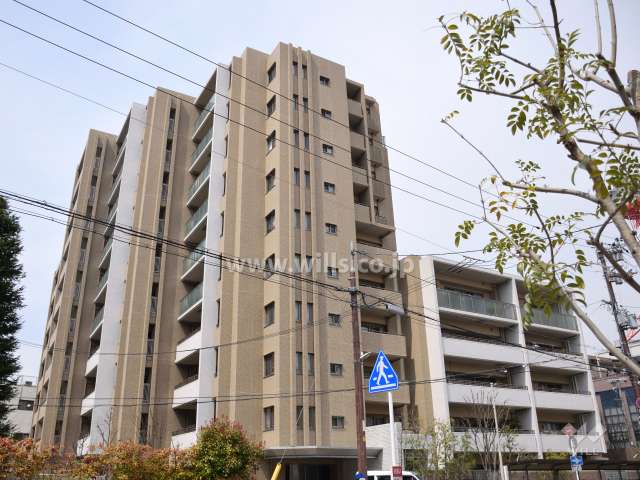 プラウド茨木東中条の外観(南東側から)