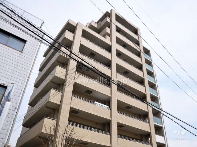 プラウド茨木東中条の外観(南側から)
