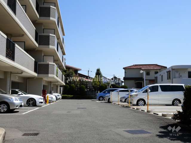 敷地内駐車場（屋内平面式、屋外平面式、屋外機械式）