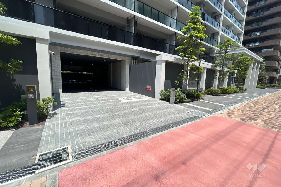駐車場の出入口