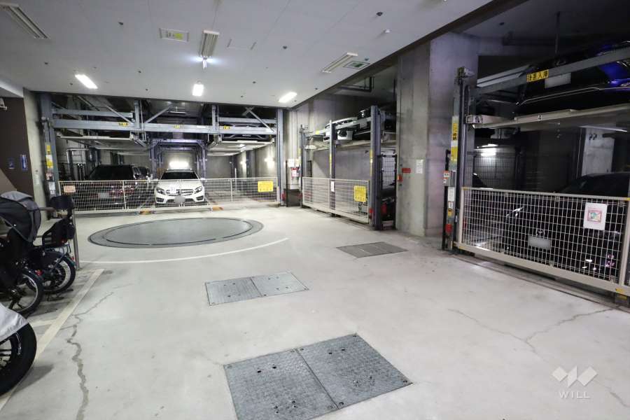 敷地内駐車場（屋内機械式）