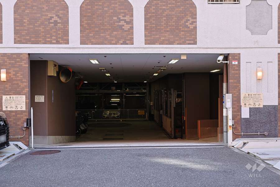 駐車場の出入り口