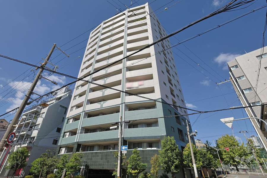 ライオンズマンション清水谷公園の外観（南東側から）