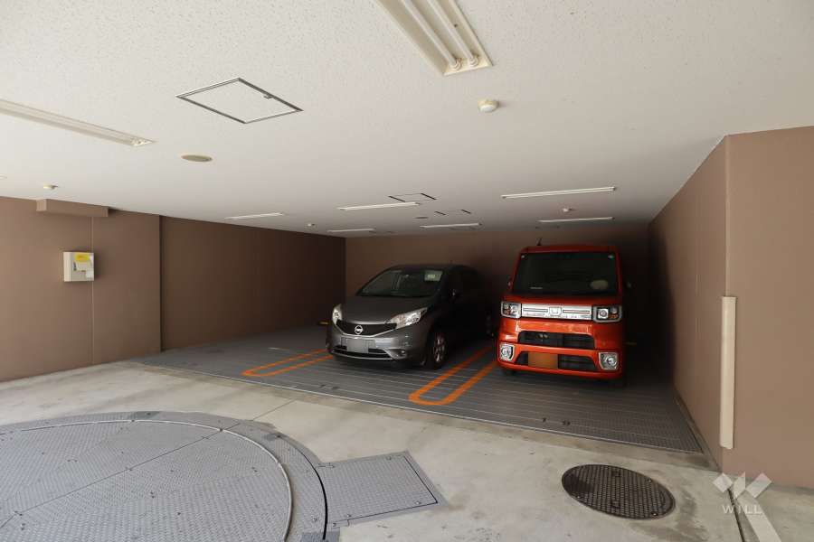 敷地内駐車場（屋内平面式）