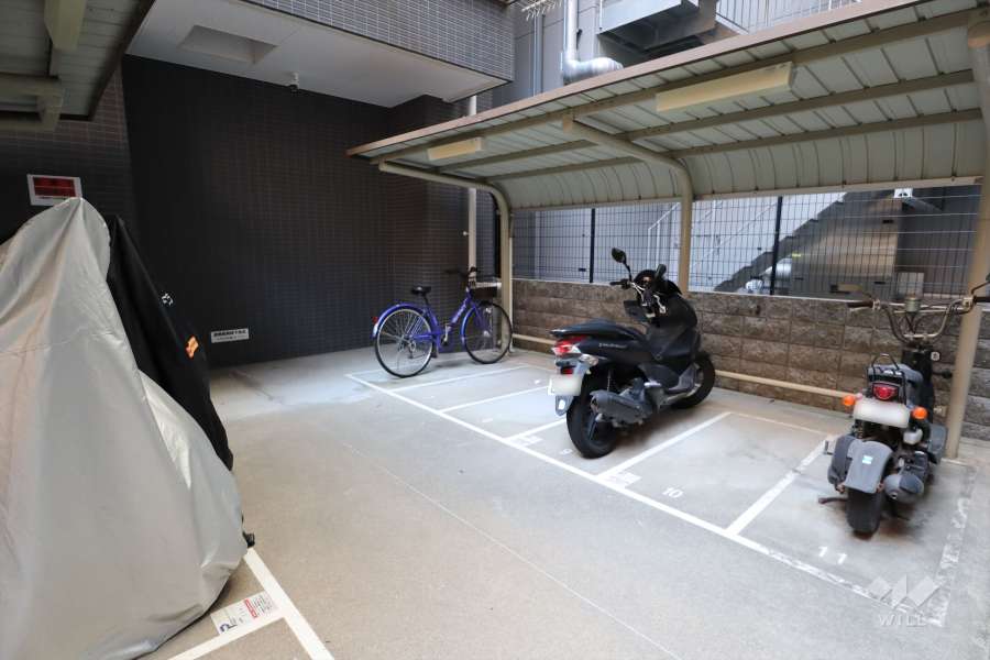 バイク置場
