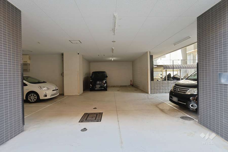 敷地内駐車場（屋内平面式）
