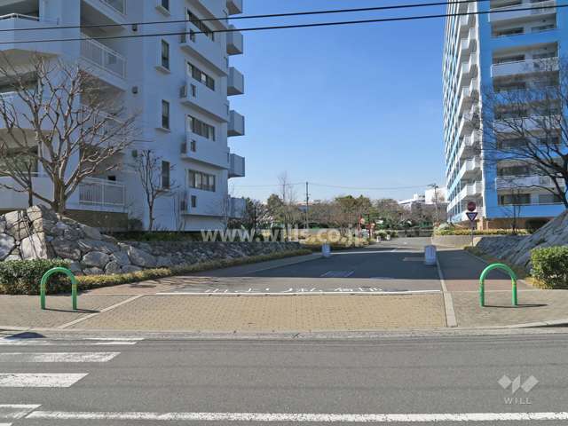 駐車場の出入り口